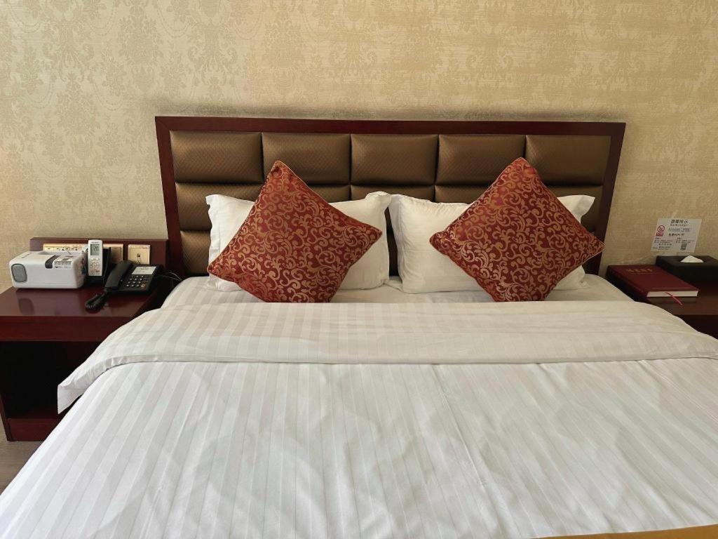 Zhenxing Hotel Shenzhen Exterior photo